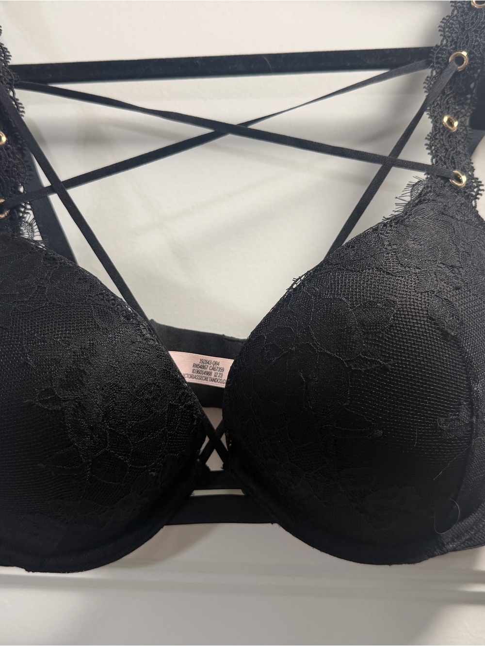 Victoria's Secret Black Lace Strappy Push-Up Bra